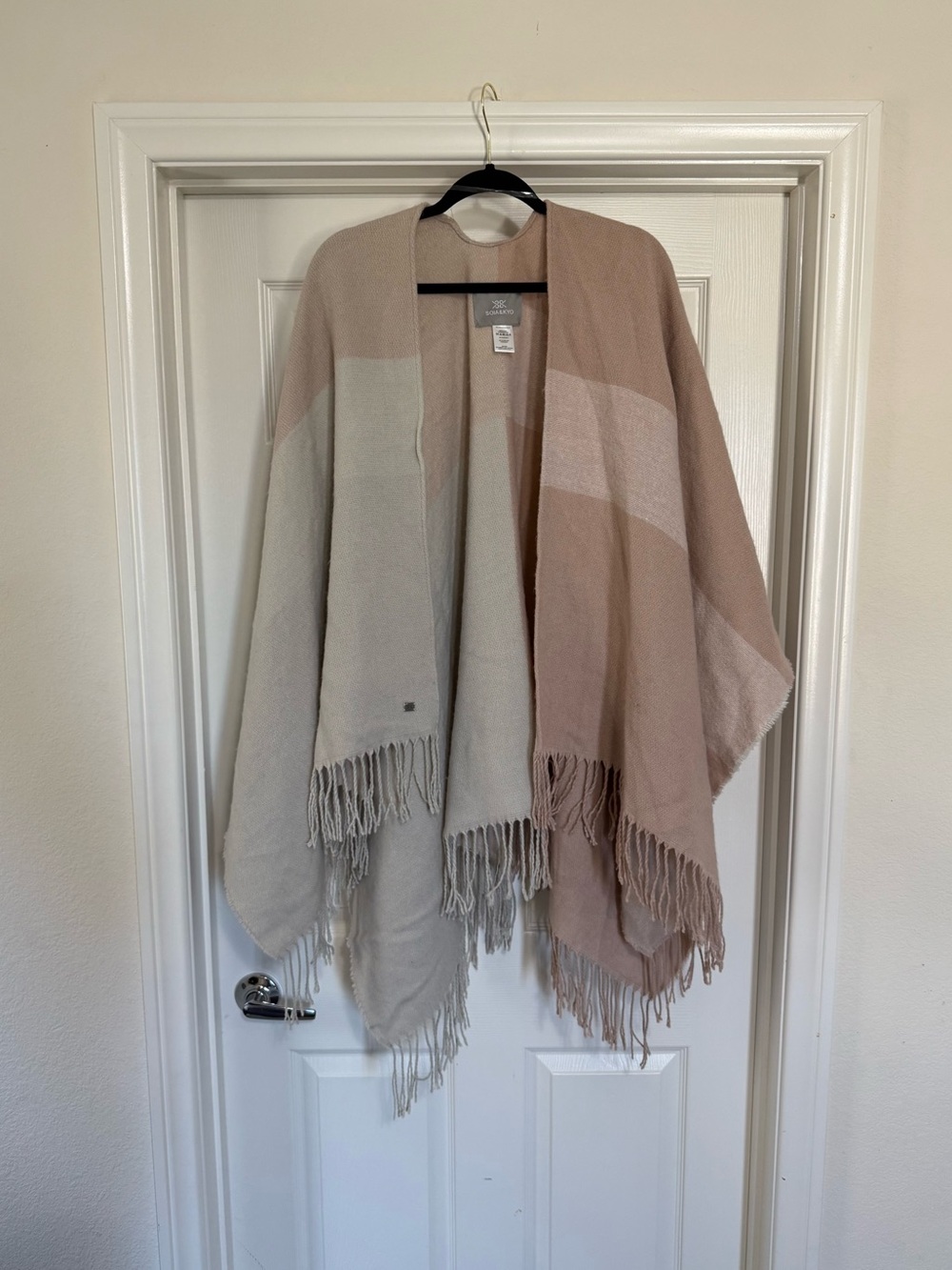 Soia & Kyo Yadira Colorblock Fringe Poncho Wrap OS
